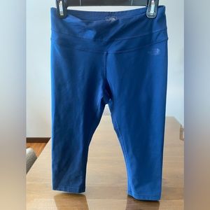 The North Face Women’s Capri Leggings Active Bottoms Blue Medium